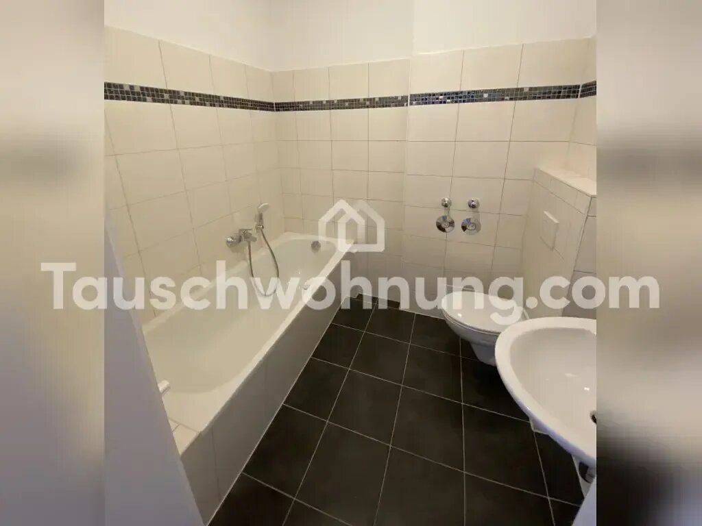 Wohnung zur Miete 563 € 2,5 Zimmer 75 m²<br/>Wohnfläche EG<br/>Geschoss Neustadt-Neuschönefeld Leipzig 04315