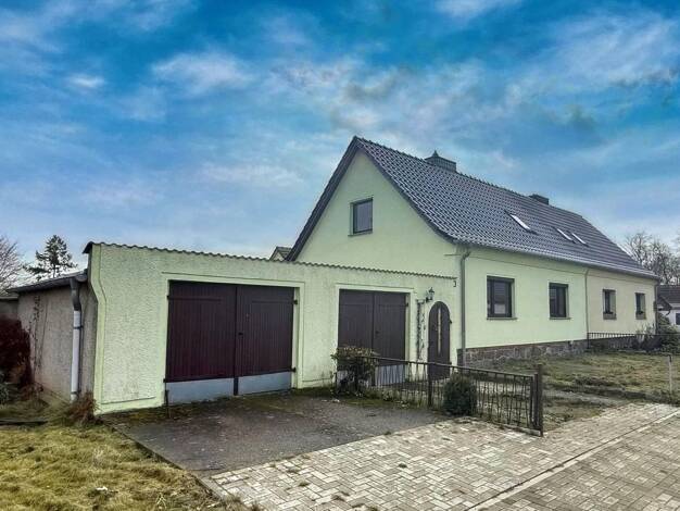 Doppelhaushälfte zum Kauf 98.000 € 3 Zimmer 98 m² 1.192 m² Grundstück frei ab sofort Jarmen 17126