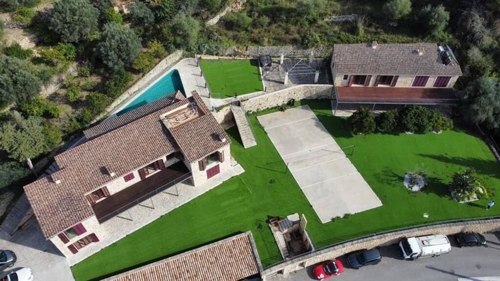 Landhaus zum Kauf - Erstbezug 3.675.000 € 8 Zimmer 600 m² 2.460 m² Grundstück Estellencs 07192