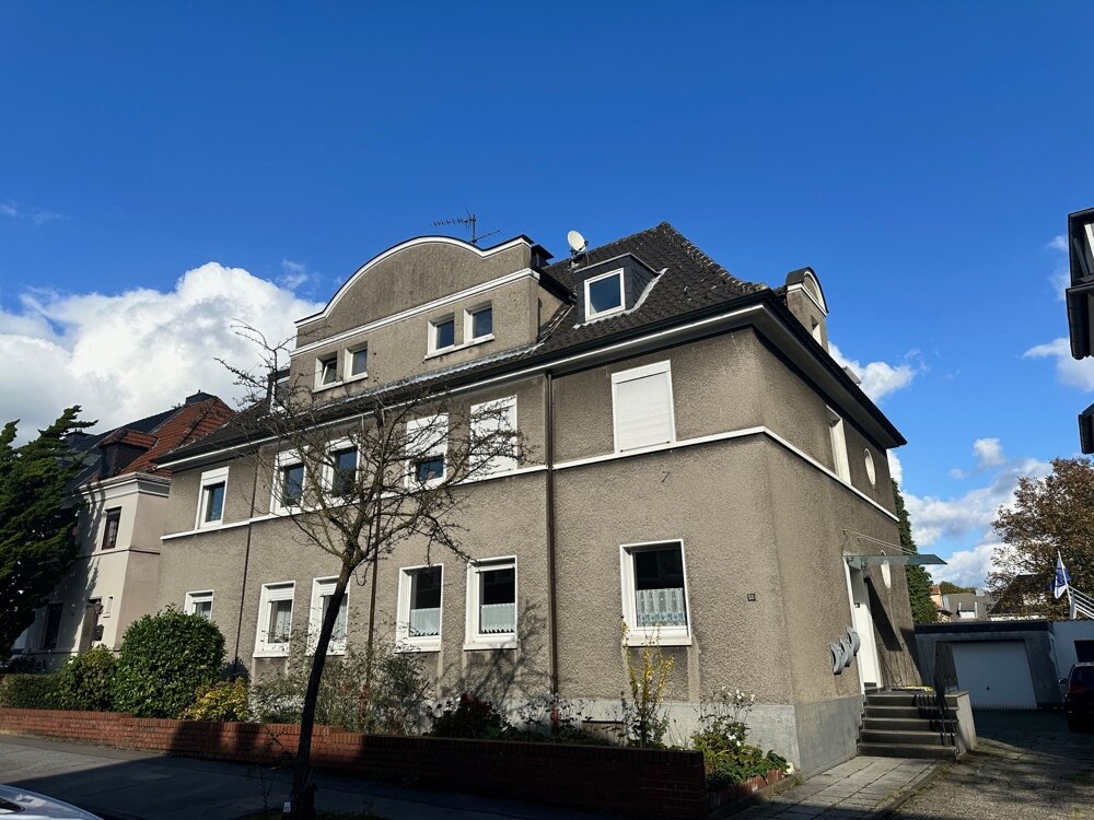 Mehrfamilienhaus zum Kauf 249.000 € 6 Zimmer 158 m²<br/>Wohnfläche 599 m²<br/>Grundstück Mitte II Gladbeck 45964