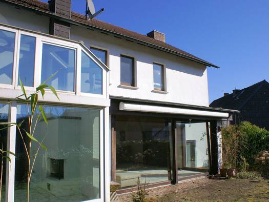 Haus zum Kauf 333.000 € 9 Zimmer 279 m² 779 m² Grundstück frei ab sofort Ruppichteroth 53809