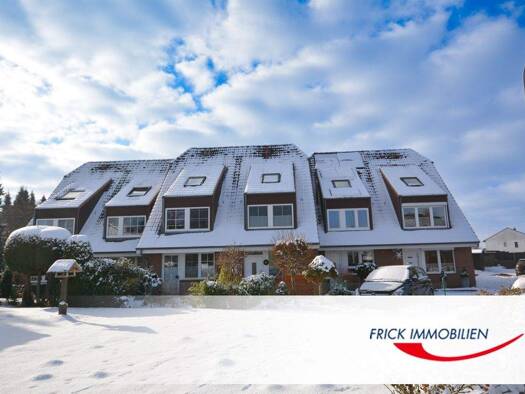 Reihenmittelhaus zum Kauf 289.000 € 4 Zimmer 96,4 m² 120 m² Grundstück frei ab sofort Stockelsdorf 23617