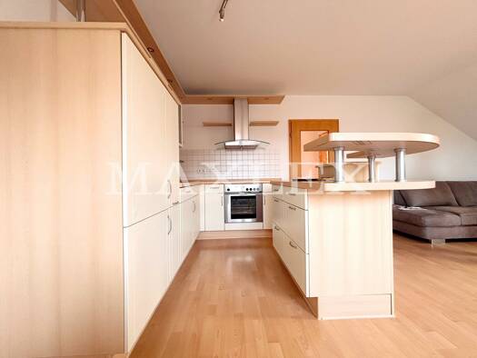 Wohnung zum Kauf 195.000 € 2,5 Zimmer 65 m² frei ab sofort Salzweg 94121