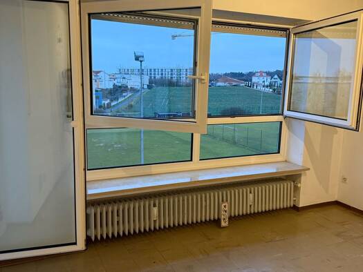 Wohnung zur Miete 750 € 2 Zimmer 55 m² Geschoss 2/2 frei ab sofort Zirndorf 90513