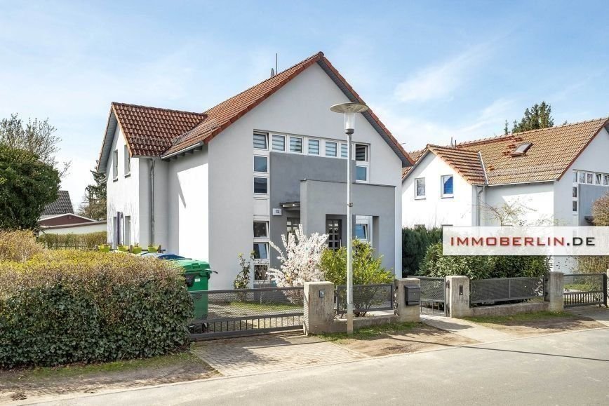 Einfamilienhaus zum Kauf 899.000 € 6 Zimmer 150 m²<br/>Wohnfläche 409 m²<br/>Grundstück ab sofort<br/>Verfügbarkeit Mahlow Blankenfelde-Mahlow 15831