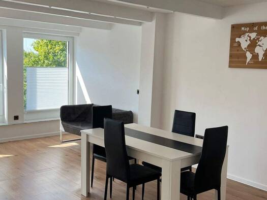 Wohnung zur Miete Wohnen auf Zeit 1.690 € 4 Zimmer 100 m² frei ab sofort Kreuzstraße 0 Leubsdorf 53547