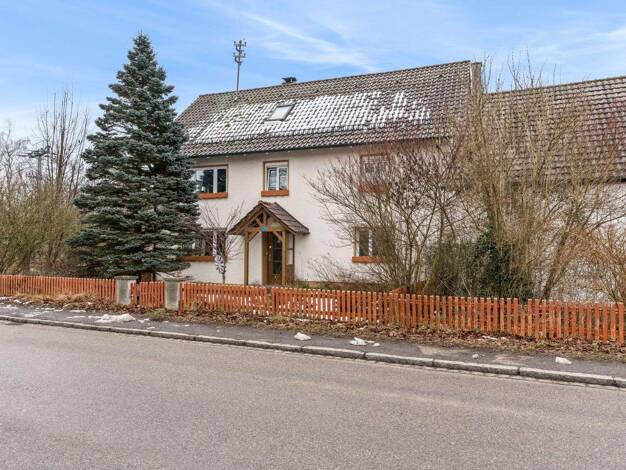 Einfamilienhaus zum Kauf 215.000 € 7 Zimmer 140 m² 2.325 m² Grundstück Deisenhausen 86489
