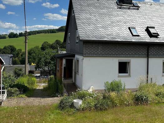 Doppelhaushälfte zum Kauf 39.000 € 4 Zimmer 79 m² 1.040 m² Grundstück frei ab sofort Neuhausen Neuhausen 09544