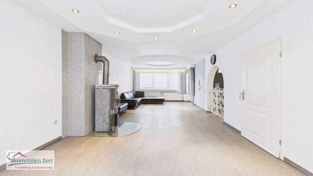 Einfamilienhaus zum Kauf 398.800 € 7 Zimmer 267 m² 1.263 m² Grundstück Rehlingen Rehlingen-Siersburg / Rehlingen 66780