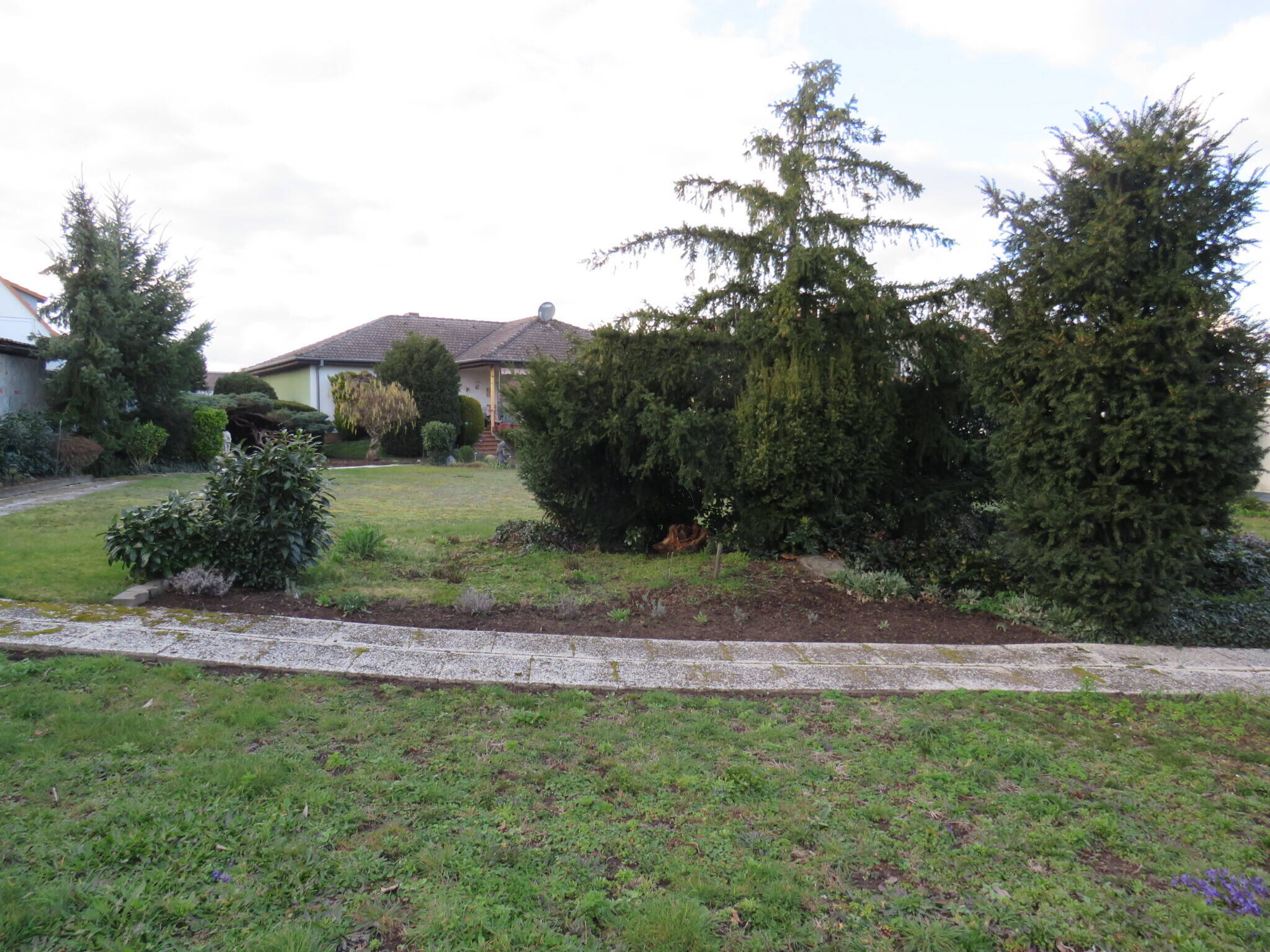 "SCHÖN WOHNEN" - BUNGALOW MIT PARKÄHNLICHEM GARTEN – Straße nicht freigegeben, 64839 Münster – Vorschaubild 9