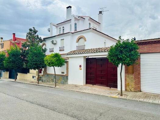 Doppelhaushälfte zum Kauf 385.000 € 5 Zimmer 303 m² 328 m² Grundstück MAGNOLIOS UR.MONTELUZ 7 Peligros 18210