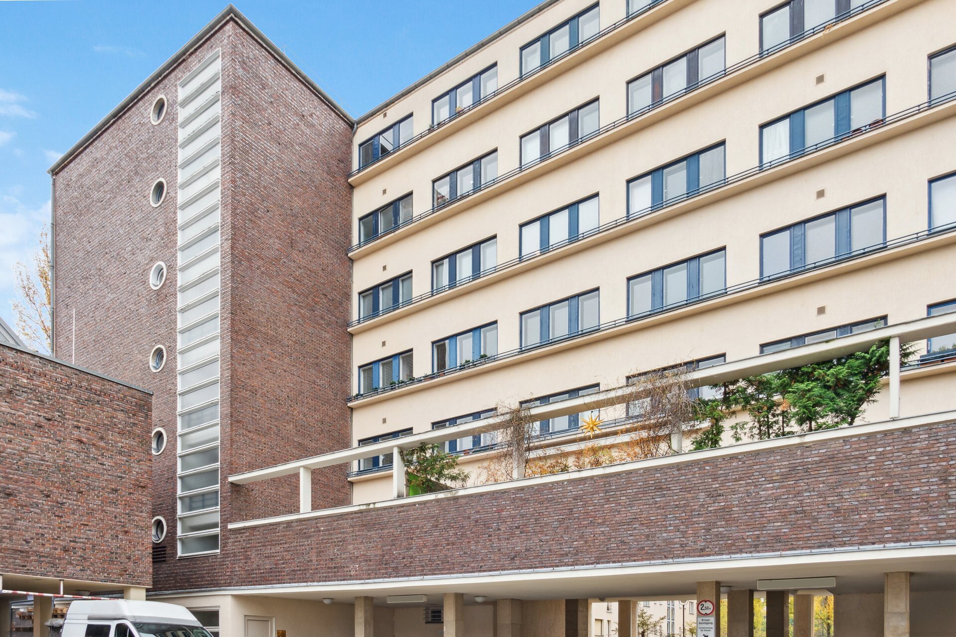 Wohnung zum Kauf 440.000 € 2 Zimmer 57 m²<br/>Wohnfläche 5.<br/>Geschoss Halensee Berlin 10707