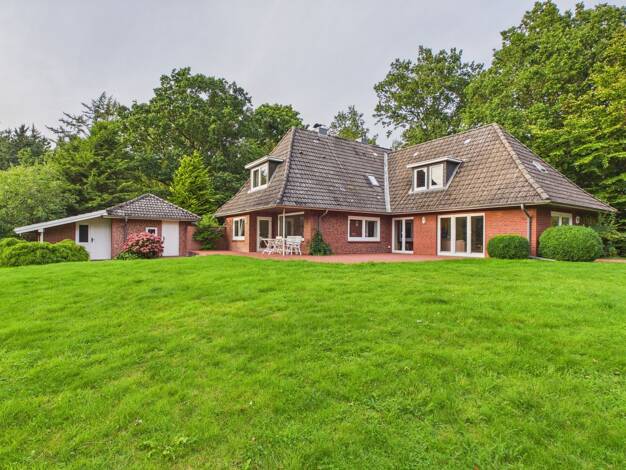 Einfamilienhaus zur Miete 2.000 € 5 Zimmer 184 m² 4.064 m² Grundstück Tykisberg 1 Schobüll Husum 25813