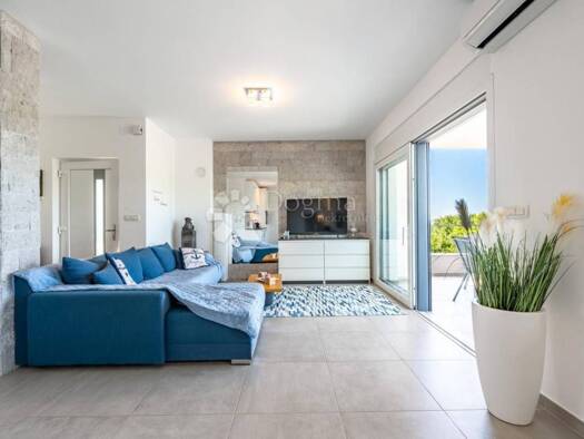 Wohnung zur Miete 1.200 € 3 Zimmer 75 m² 1. Geschoss Zgaljici, Krk Vrh