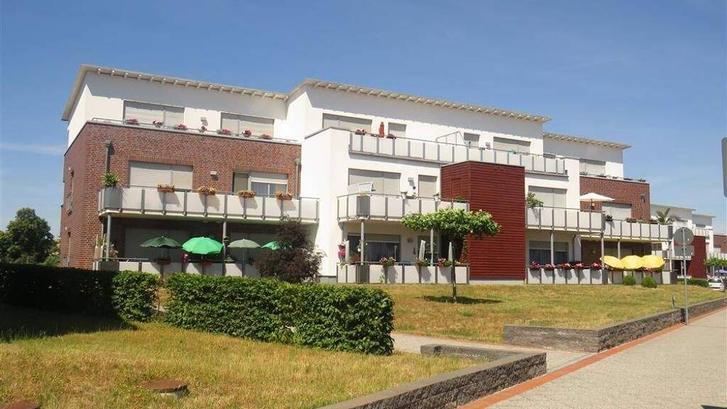 Wohnung zur Miete 1.262 € 3 Zimmer 90,2 m² 1. Geschoss frei ab sofort Am Leineufer 8 Bitterfeld Bitterfeld-Wolfen 06749