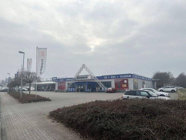 Ladenfläche zur Miete provisionsfrei 916 m² Verkaufsfläche An der Sielbrücke Nordenham 26954