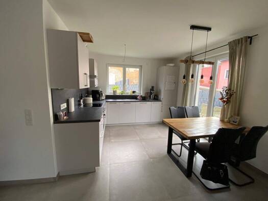 Wohnung zur Miete 1.100 € 3 Zimmer 85 m² 3 Geschosse frei ab 01.03.2026 Irscher Straße 1 Beurig Saarburg 54439