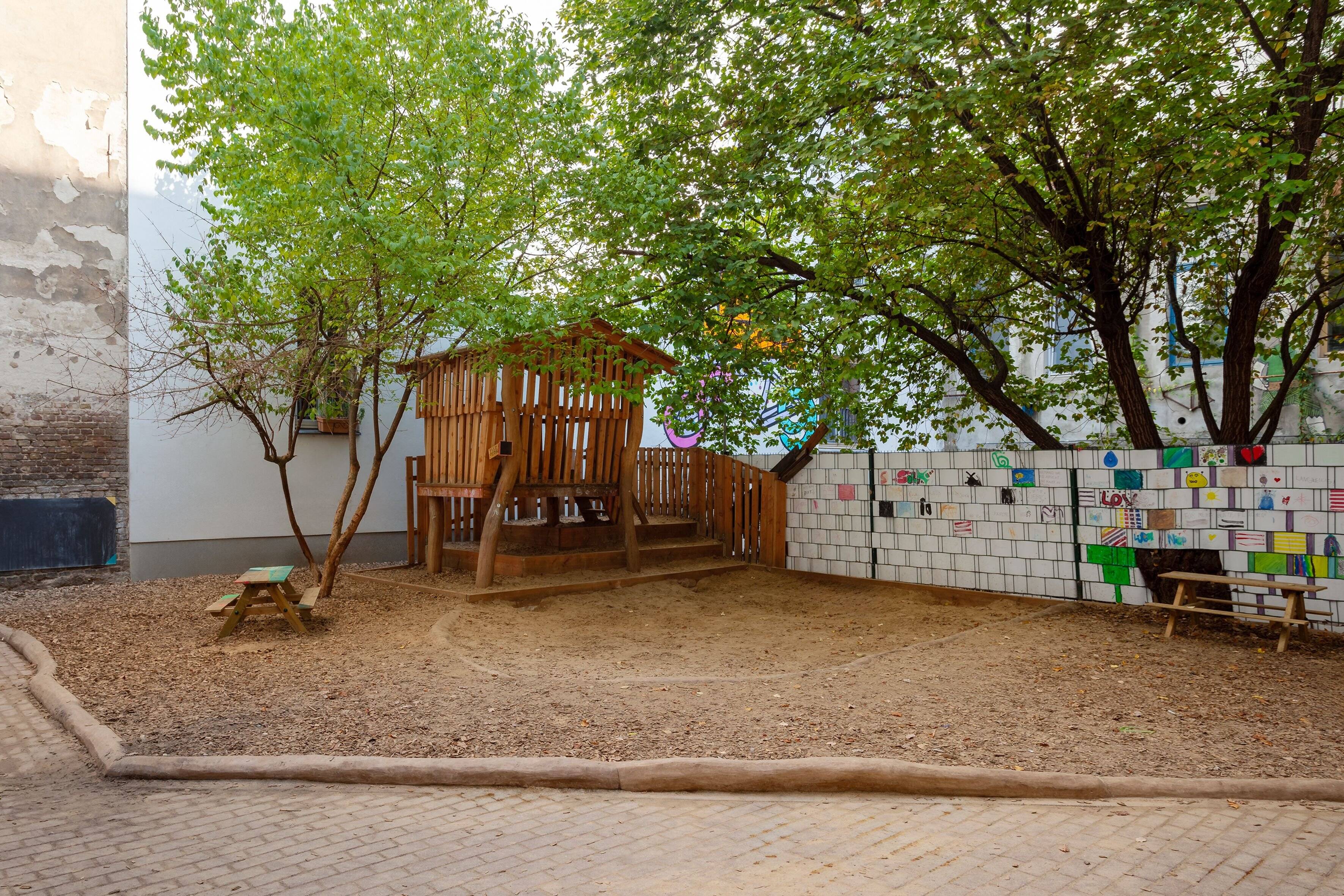 Property thumbnail 9