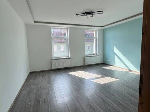 Wohnung zur Miete 540 € 3 Zimmer 90 m² frei ab sofort Lützen Lützen 06686