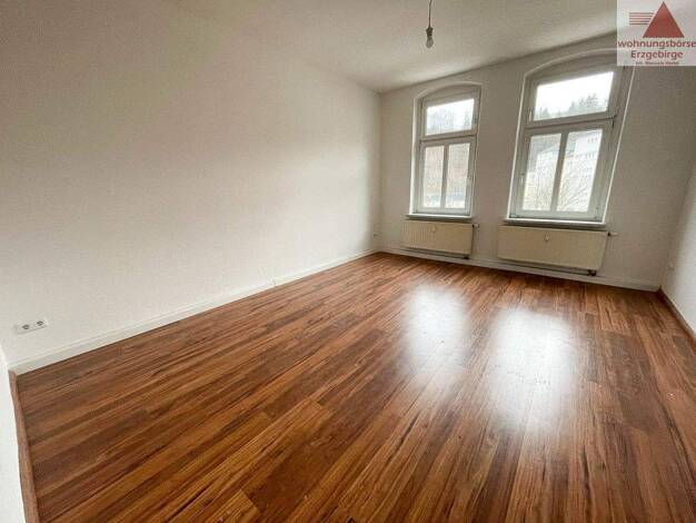 Wohnung zur Miete 325 € 3 Zimmer 65 m² 1. Geschoss Wettinerstraße 76 Aue 08280