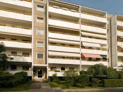 Wohnung zur Miete nur mit Wohnberechtigungsschein 606 € 3 Zimmer 64,3 m² 3. Geschoss frei ab 26.09.2026 Berthelsdorfer Weg 15 Tolkewitz/Seidnitz-Nord Ortsamtsbereich Blasewitz 01279