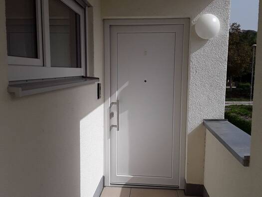 Wohnung zur Miete 1.100 € 3 Zimmer 103,4 m² frei ab 01.01.2027 Kelheim Kelheim 93309