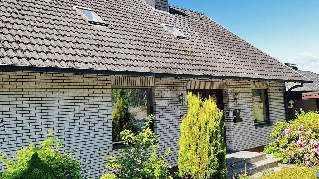 Einfamilienhaus zum Kauf 285.000 € 6 Zimmer 167 m² 810 m² Grundstück Dassel 37586