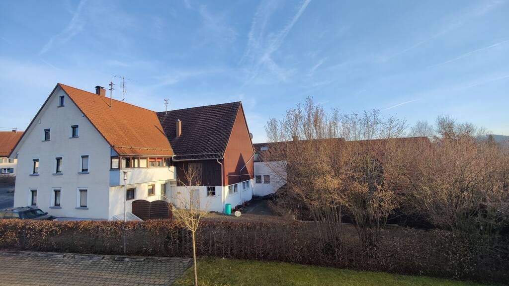 Bauernhaus zum Kauf provisionsfrei 329.850 € 6 Zimmer 165 m² 895 m² Grundstück Zehntstraße 1 Burgweiler Ostrach 88356