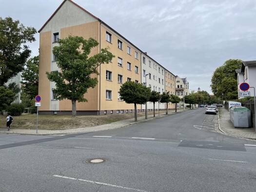 Wohnung zur Miete 374 € 3 Zimmer 57,5 m² 3. Geschoss Pestalozzistr. 14 Innenstadt Riesa 01589