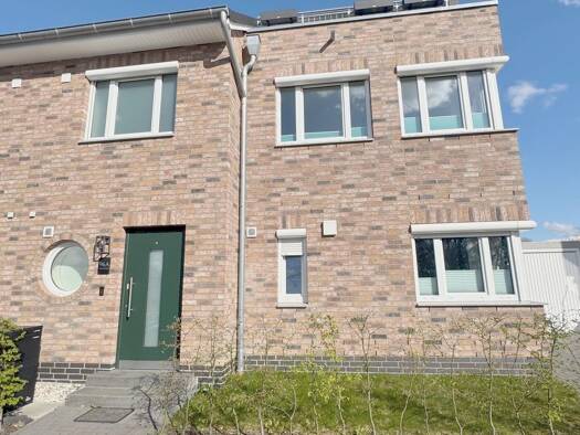 Haus zur Miete 2.200 € 5 Zimmer 154 m² 264 m² Grundstück frei ab 01.05.2026 Mahndorf Bremen 28307