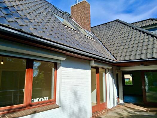 Einfamilienhaus zum Kauf 999.999 € 8 Zimmer 210 m² 995 m² Grundstück frei ab sofort Niendorf Eimsbüttel 22453