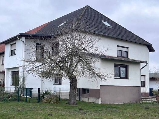 Mehrfamilienhaus zum Kauf 295.000 € 8 Zimmer 290 m² 1.466 m² Grundstück frei ab sofort Gütterlitz Auma-Weidatal 07955