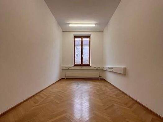 Bürofläche zur Miete 225 € 1 Zimmer 16 m² Bürofläche Margareta-Wöss-Weg 20 Ufer Linz 4030