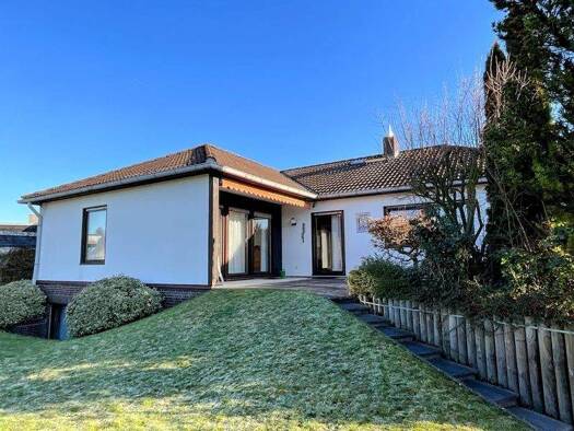 Bungalow zum Kauf 295.000 € 4 Zimmer 120 m² 608 m² Grundstück frei ab 01.02.2026 Linden Wolfenbüttel 38300