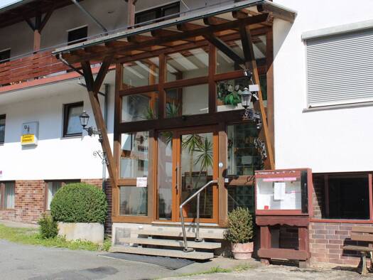 Hotel zum Kauf 550.000 € 32 Zimmer 1.882 m² Grundstück Sophienthal Weidenberg 95466