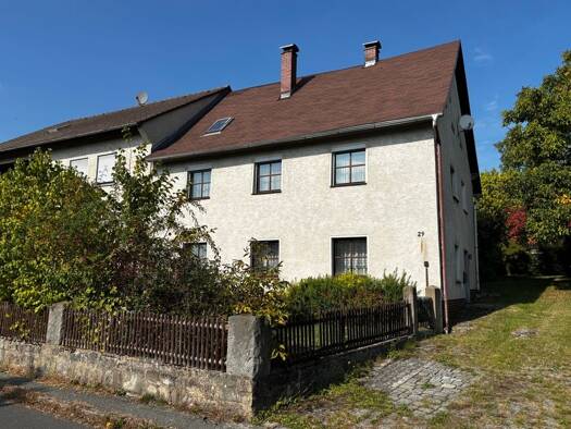 Mehrfamilienhaus zum Kauf provisionsfrei 210.000 € 7 Zimmer 153 m² 1.424 m² Grundstück frei ab sofort Püchersreuth Püchersreuth 92715
