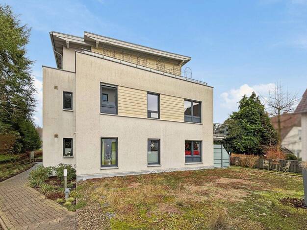 Wohnung zum Kauf 295.000 € 3 Zimmer 99 m² Lemgo 32657
