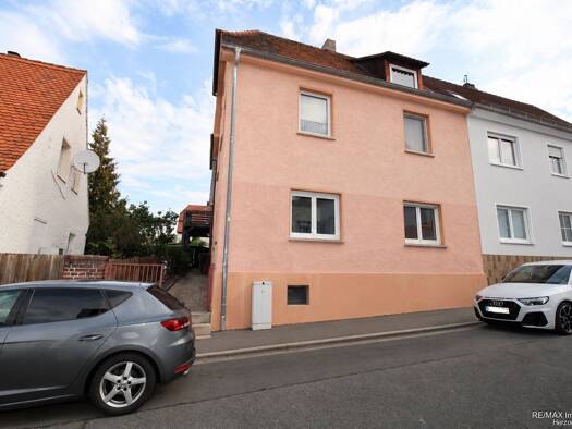 Mehrfamilienhaus zum Kauf 120.000 € 5 Zimmer 115 m² 100 m² Grundstück Herzogenaurach Herzogenaurach 91074
