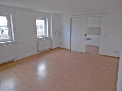 Wohnung zur Miete 700 € 4 Zimmer 99 m² 2. Geschoss Bahnhofstraße Radeberg Radeberg 01454