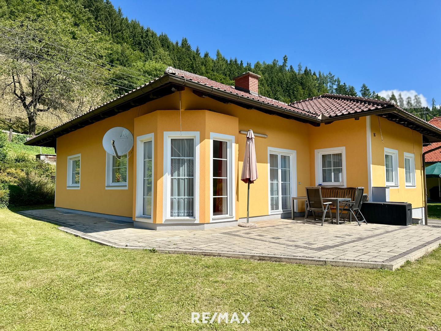 Bungalow zum Kauf 410.000 € 4 Zimmer 111 m²<br/>Wohnfläche 1.176 m²<br/>Grundstück Mösel 9374