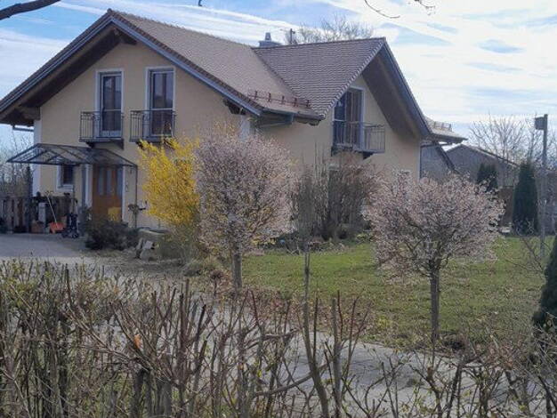 Einfamilienhaus zur Miete 1.800 € 4 Zimmer 157 m² 2.000 m² Grundstück frei ab 01.07.2026 Großaitingen 86845