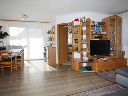 Wohnung zum Kauf 215.000 € 3 Zimmer 71 m² Kirchheim am Neckar 74366