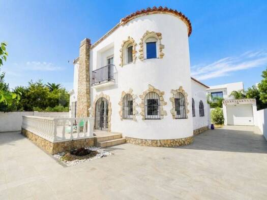 Villa zum Kauf 550.000 € 3 Zimmer 120 m² 342 m² Grundstück Castelló d'Empúries 17487