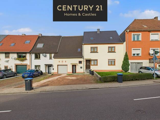 Reihenmittelhaus zum Kauf 165.000 € 10 Zimmer 240 m² 800 m² Grundstück frei ab sofort Welschbach Illingen 66557