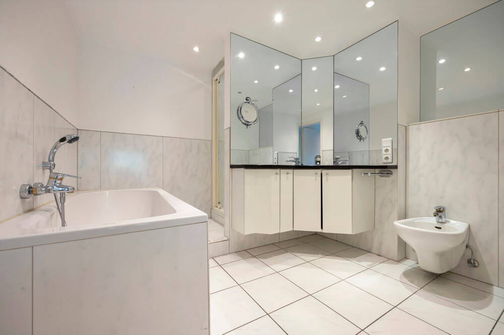 Property thumbnail 13