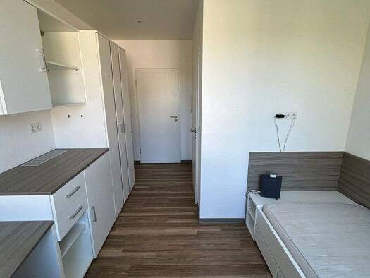 Wohnung zur Miete 239 € 1 Zimmer 16 m² 5. Geschoss frei ab 01.01.2027 West Hildesheim 31137
