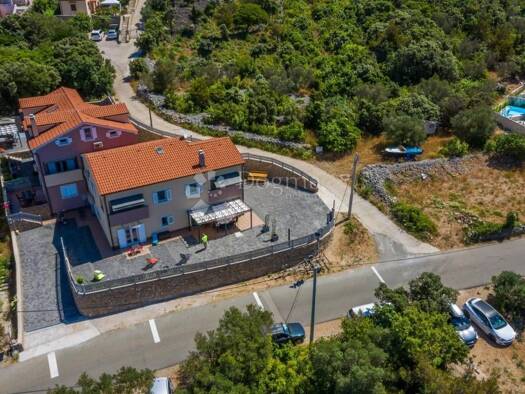 Haus zum Kauf 1.020.000 € 10 Zimmer 200 m² Miholascica, Cres Cres