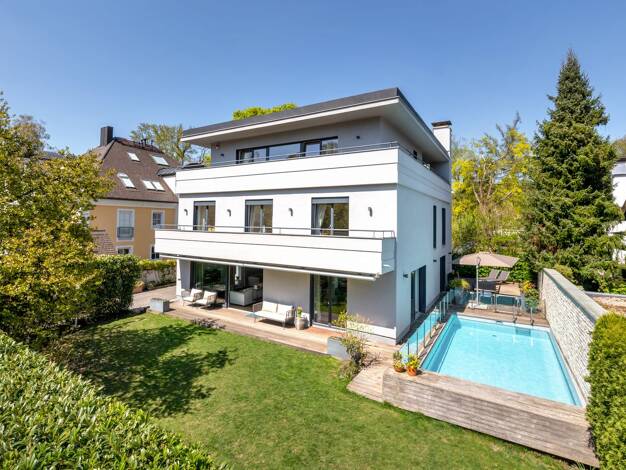 Villa zum Kauf 4.180.000 € 7 Zimmer 373 m² 640 m² Grundstück Thalk.Obersendl.-Forsten-Fürstenr.-Solln München 81479