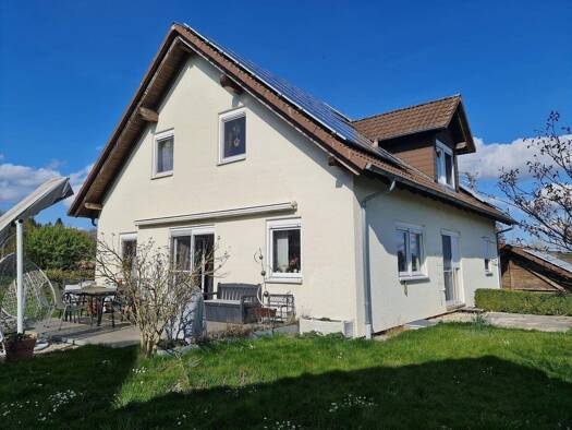Haus zum Kauf 445.000 € 7 Zimmer 202 m² 948 m² Grundstück Einbach Buchen (Odenwald) 74722