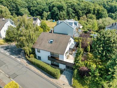 Einfamilienhaus zum Kauf 549.000 € 4,5 Zimmer 158 m² 548 m² Grundstück frei ab 01.08.2025 Glattbach 63864